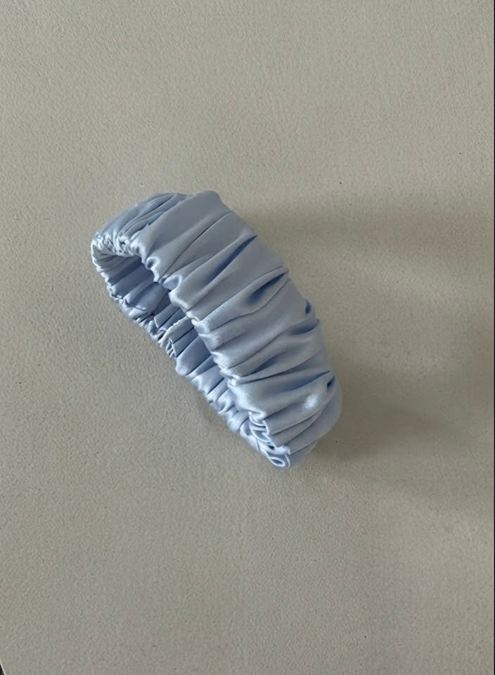 Jedwabna gumka Josofine (baby blue)